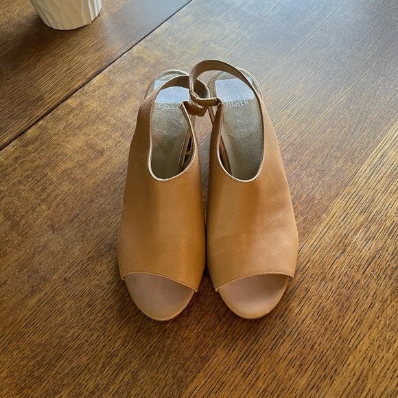 Eileen Fisher Sandals - Picture 4 of 7